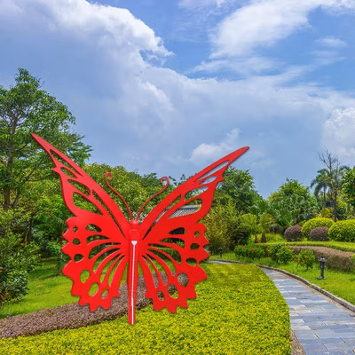 Farfalla gigante in acciaio inossidabile con scultura in metallo per insetti da giardino per paesaggio